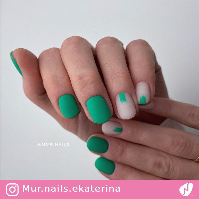 Bluish Green Short Nails